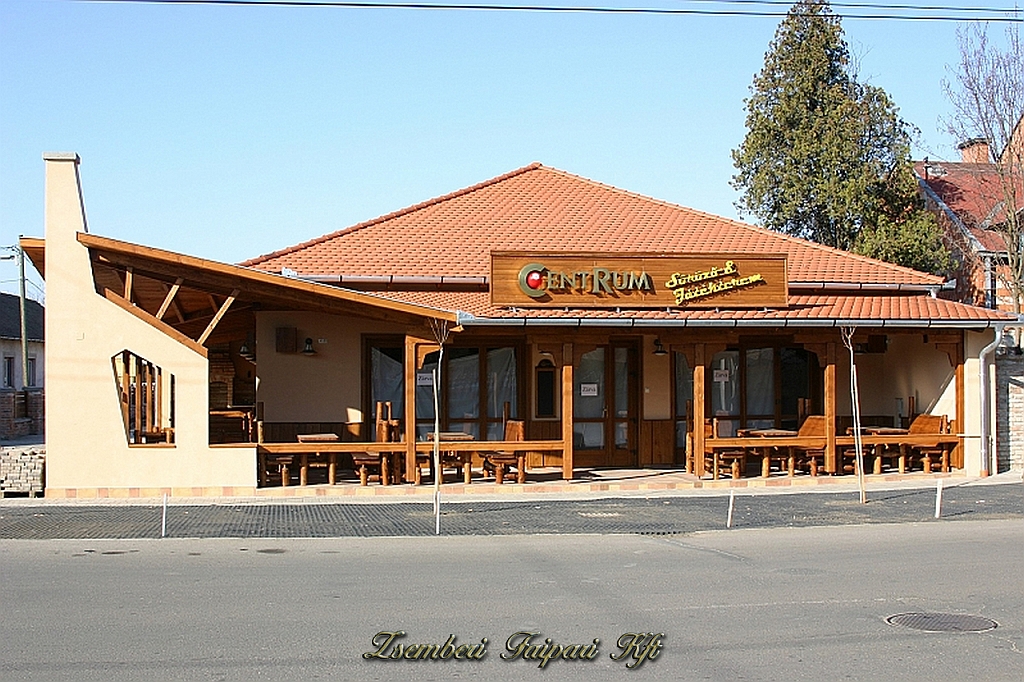 Center söröző Szentes Rákóczi utca - 38.jpg
